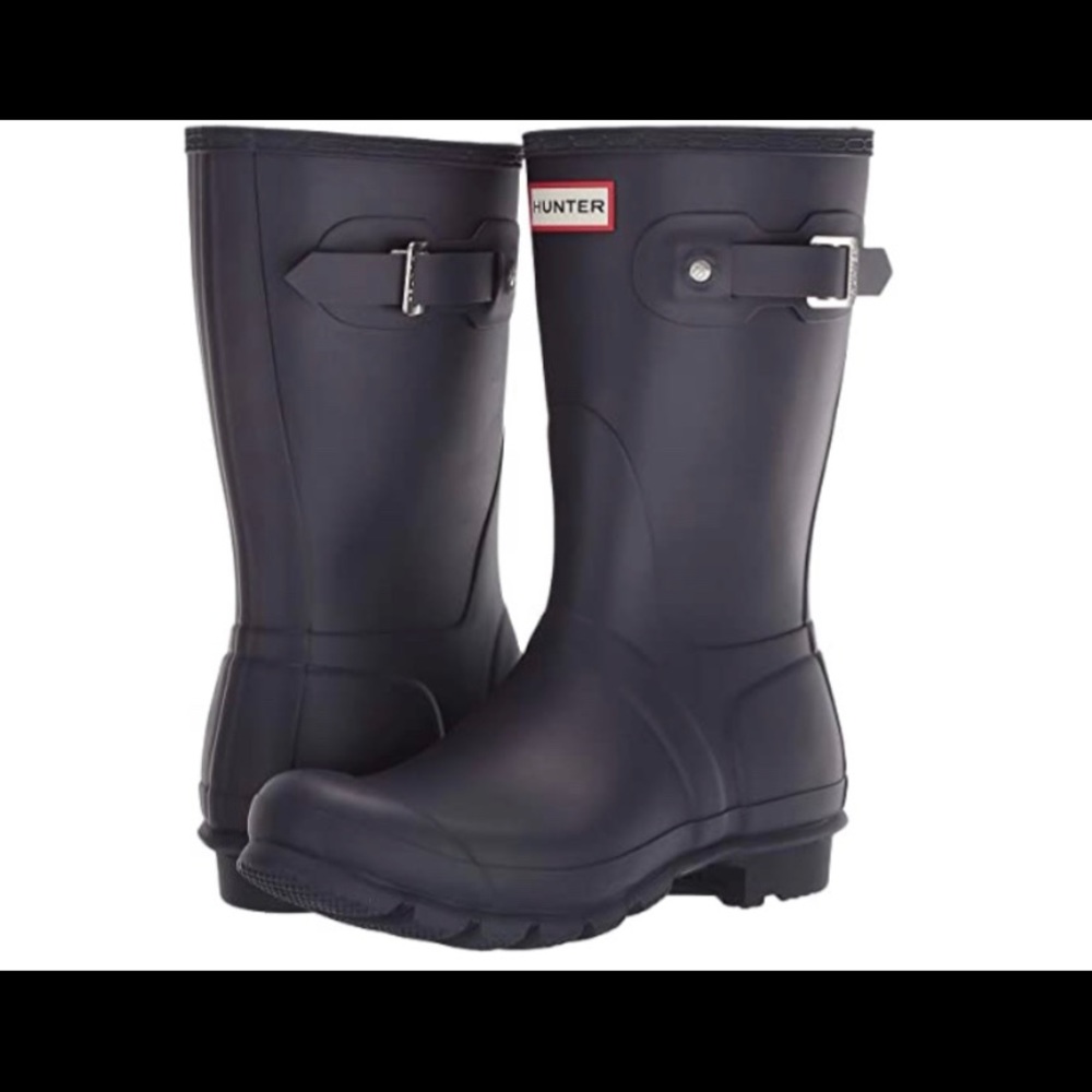 Hunter rain boots size 6 navy